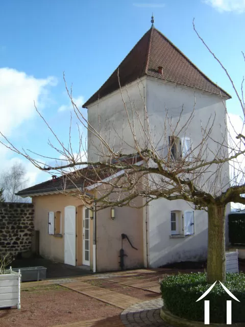 Châteaux, domaine à vendre roanne, rhône-alpes, 1681 Image - 3