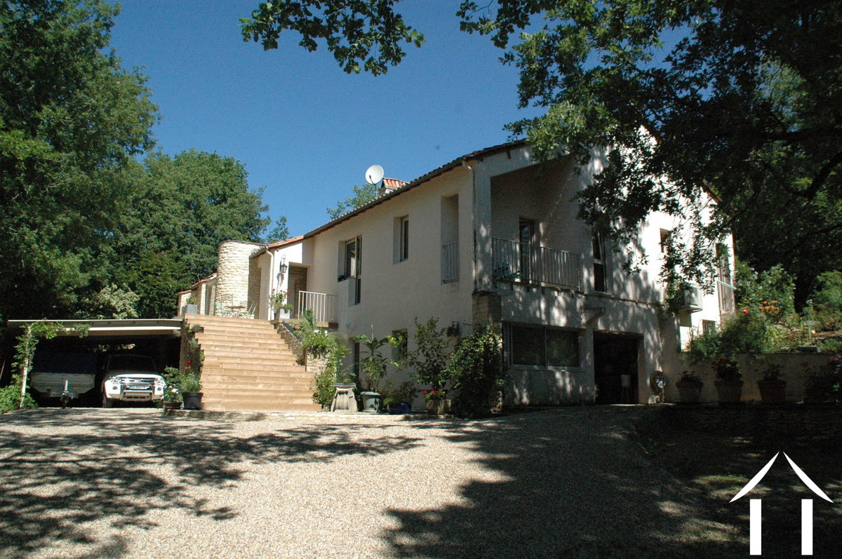 vue sur la maison en arrivant