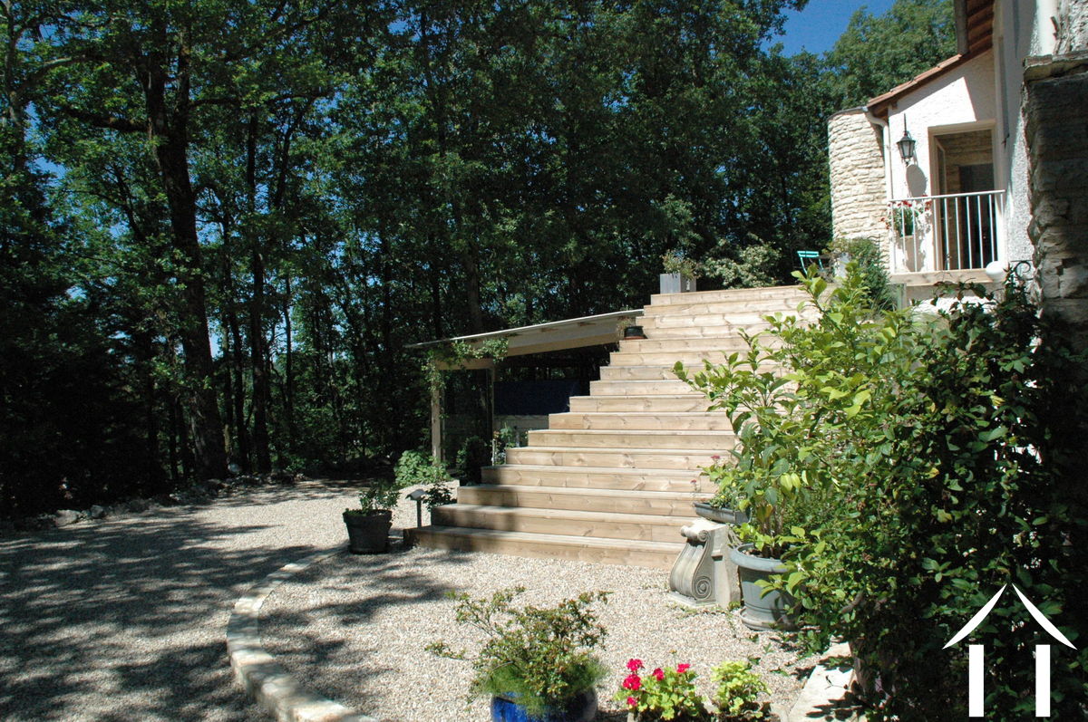 entrée par la terrasse