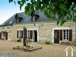 Maison avec gite à vendre bauge, pays de la loire, P1313 Image - 1