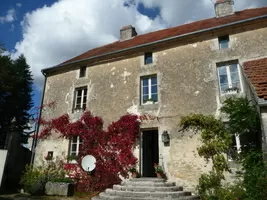 Maison en pierre à vendre langres, champagne-ardenne, PW3491B Image - 1