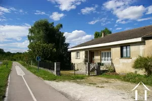 Maison avec gite à vendre chagny, bourgogne, BH3270M Image - 1