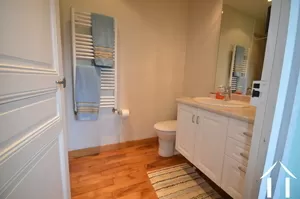 bathroom in hallway, in between bedroom 2 and 3