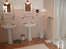 salle de bain au premier etage