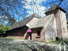 house seen from the parking place
