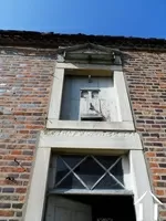 details on the farm house, former pigeon "tower"