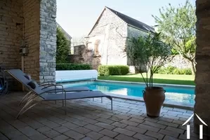 Elegant pool & gardens