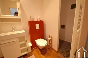 douche et WC aux premier etage
