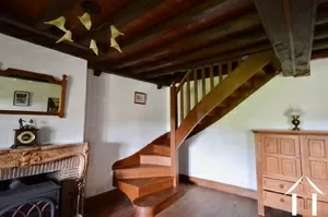 oak stairs to first floor