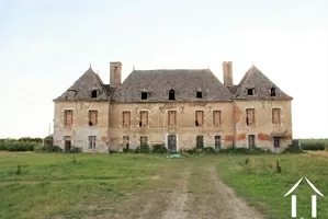 Château à vendre serrigny en bresse, bourgogne, AH4844B Image - 1