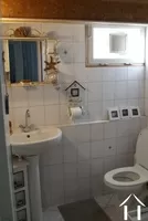 shower room studio apartment