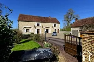 Maison à vendre lainsecq, bourgogne, LB4913N Image - 2