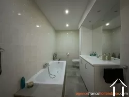Maison à vendre , Li1002 Image - 22