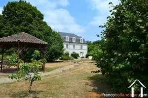 Maison à vendre , Li1002 Image - 2