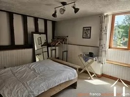 Maison à vendre chalus, auvergne, Li1010 Image - 22