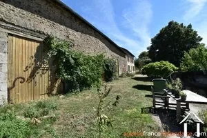 Propriété 1 hectare ++ à vendre neuvic entier, limousin, 777 Image - 3
