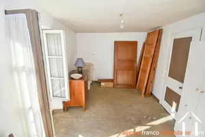 Maison de bourg à vendre eymoutiers, limousin, Li892 Image - 19