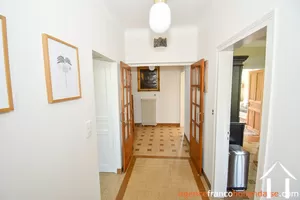 Maison de bourg à vendre meilhards, limousin, Li942 Image - 24