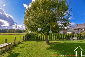 Maison de bourg à vendre meilhards, limousin, Li942 Image - 43
