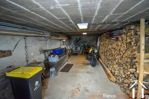 Maison de bourg à vendre meilhards, limousin, Li942 Image - 38