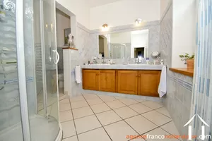 Manoir à vendre ussel, auvergne, Li944 Image - 14