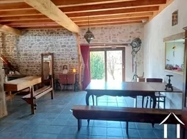 Maison en pierre à vendre lachaux, auvergne, AP030071089 Image - 3