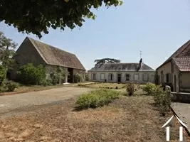 Maison à vendre noyant d allier, auvergne, AP030071125 Image - 8