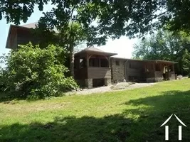Maison à vendre louroux de beaune, auvergne, AP030071138 Image - 2