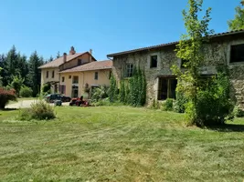 Maison en pierre à vendre palladuc, auvergne, AP03007659 Image - 1