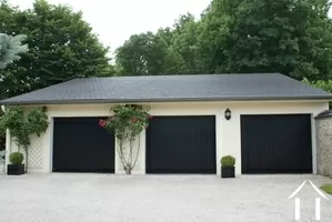 3 garages