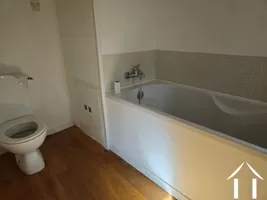 House 2 bathroom