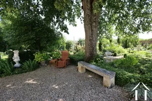 Jardin-coin à l'ombre