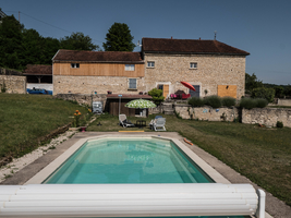 Maison confortable avec piscine et 6 chambres