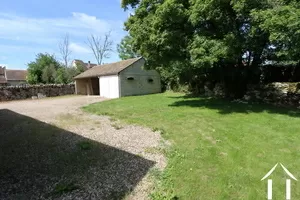 Jardin à l'arrière