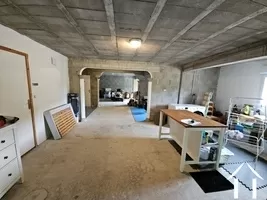 Sous-sol spacieux