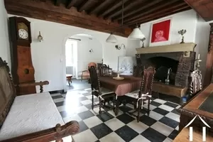 Maison 1 : Salon avec boudoir