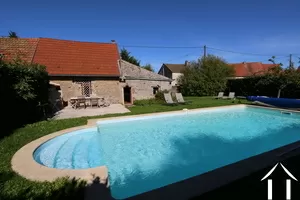 Maison de vacances avec piscine et jardin