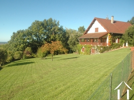 Maison de 3 chambres avec sous-sol, jardin et vues imprenables