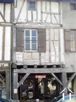 Commercial A Vendre Près de Eymet