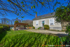 Maison avec granges, piscine et 1,5 hectare Ref # Li894 