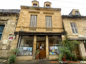 Restaurant avec appartement à rénover Ref # Li954 