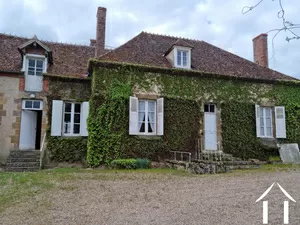 Longere à vendre en THENEUILLE  Ref # AP030071046 