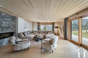 Appartement 4 chambres - vues degagees - proche de megeve  Ref # C4619 