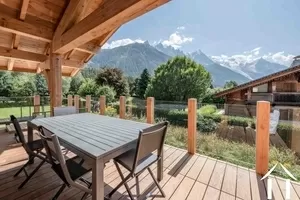 Chalet neuf face a la chaine du mont-blanc  Ref # C5710 