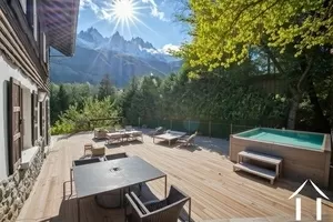 Chalet 10 pièces secteur des praz - proche de toutes les commodités  Ref # C6153(5709) 