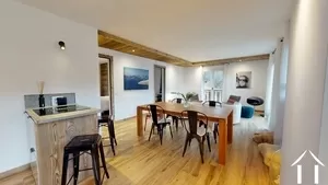 Appartement t3 entierement renove expose plein sud  Ref # C6227 
