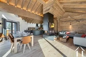 Triplex recent avec vue sur les montagnes - meribel village  Ref # C6307 