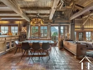 Chalet d'exception proche centre et pistes - vues panoramiques  Ref # C6416 