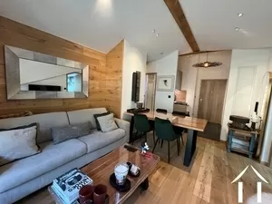 Appartement t2 + cabine - skis aux pieds  Ref # C6442-OFFMARKET 