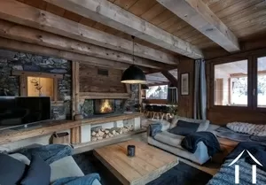 Chalet coup de coeur 4 chambres - proche du centre du village  Ref # C6503 